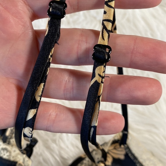 Victoria’s Secret • 2011 Vintage Tie Front Babydoll Floal - Picture 6 of 10